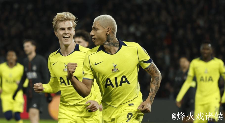 欧冠神剧情:从1-2到5-3!超级中场上演帽子戏法逆转 欧冠神剧情:从1-2到5-3!超级中场上演帽子戏法逆转