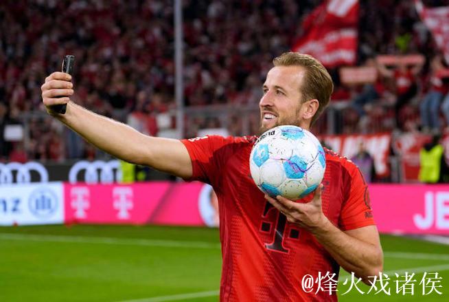 拜仁客场5球大胜斯图加 凯恩替补上演帽子戏法 拜仁客场5球大胜斯图加 凯恩替补上演帽子戏法